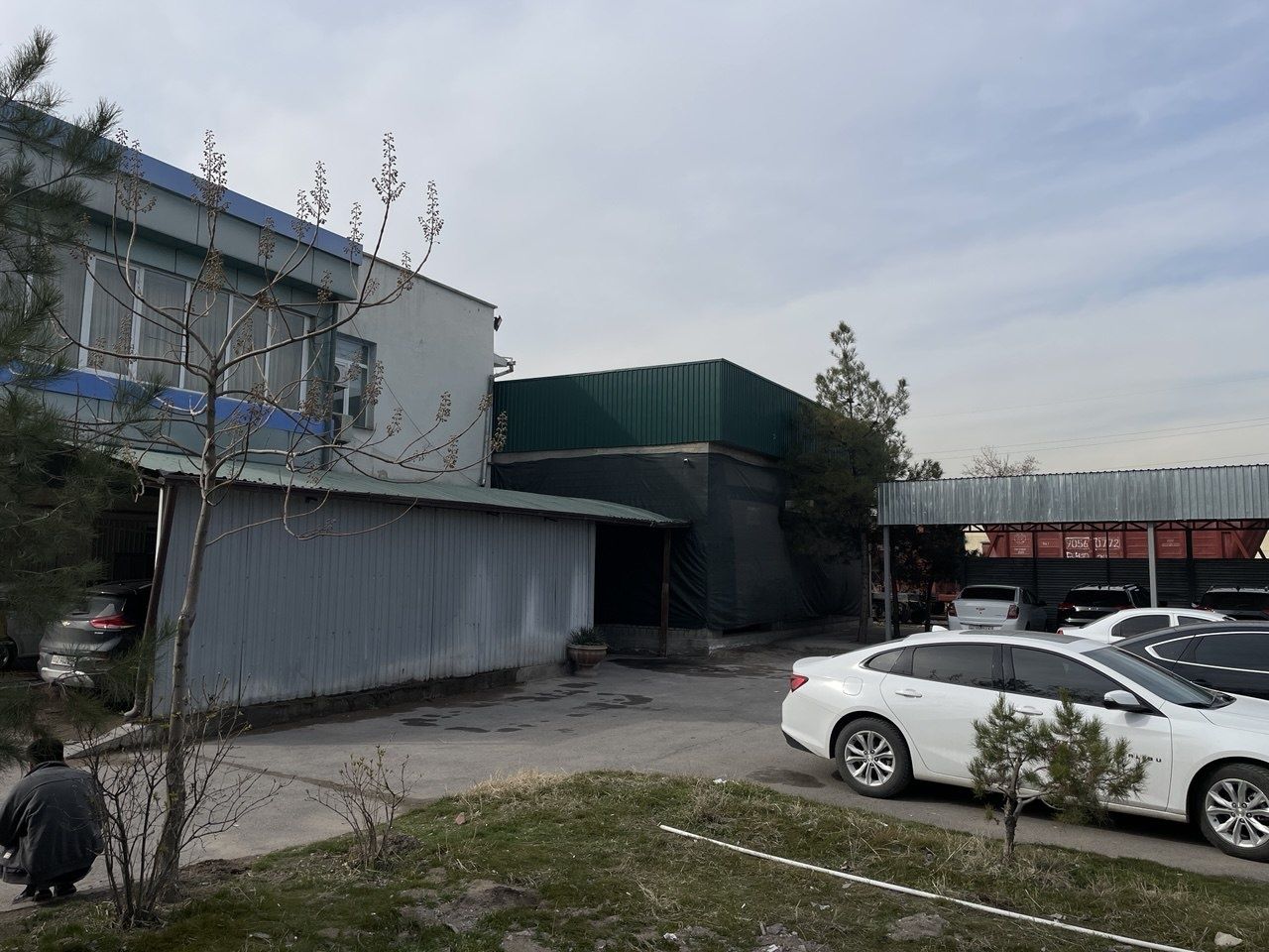 Продаётся Офис  с Авто мойкой