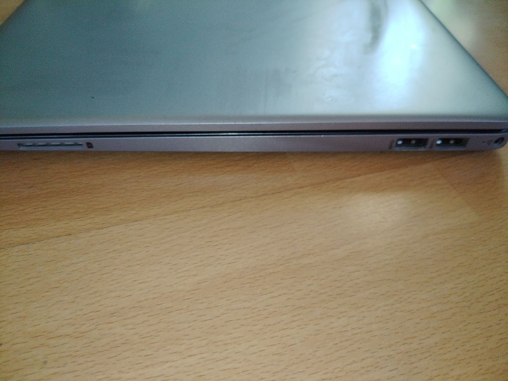 Лаптоп hp 255 G8