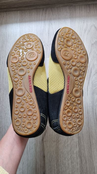 Miss Sixty сникърси маратонки жълто и черно размер 38