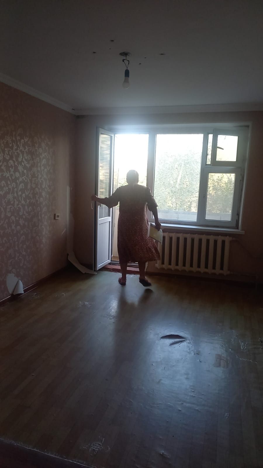 Сдам 2-х комнатную квартиру на долгий срок в 7-микрорайоне.