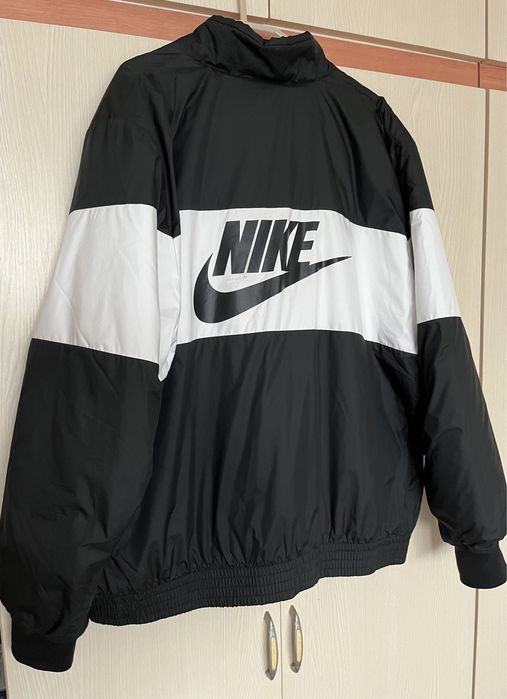 Geaca bomber NIKE xl originala nu jordan