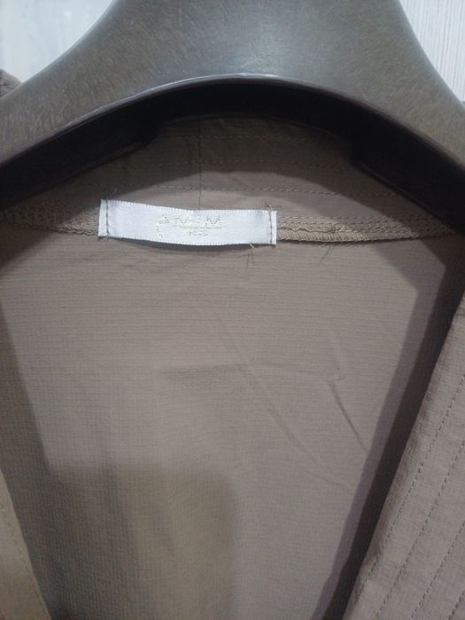 Продаётся весенний и осенью лёгкая кардиган