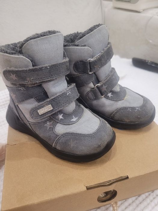 Зимние детские сапоги