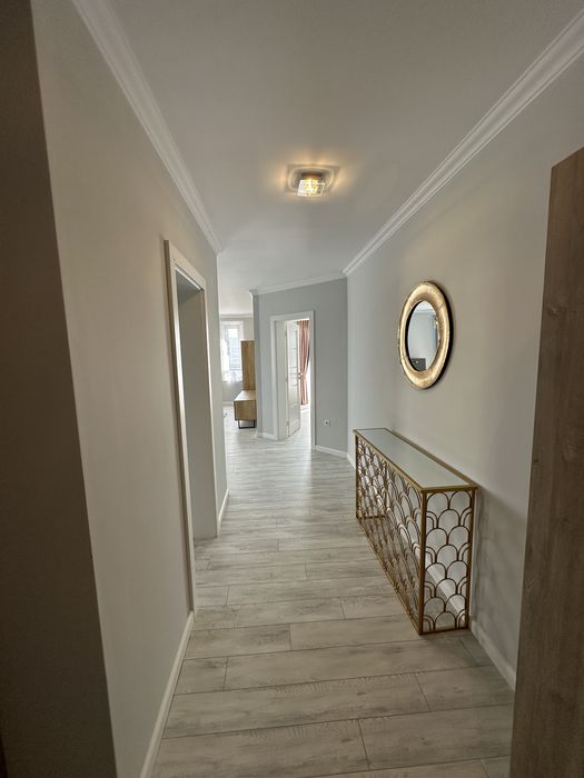 Apartament de inchiriat, 3 camere decomandat