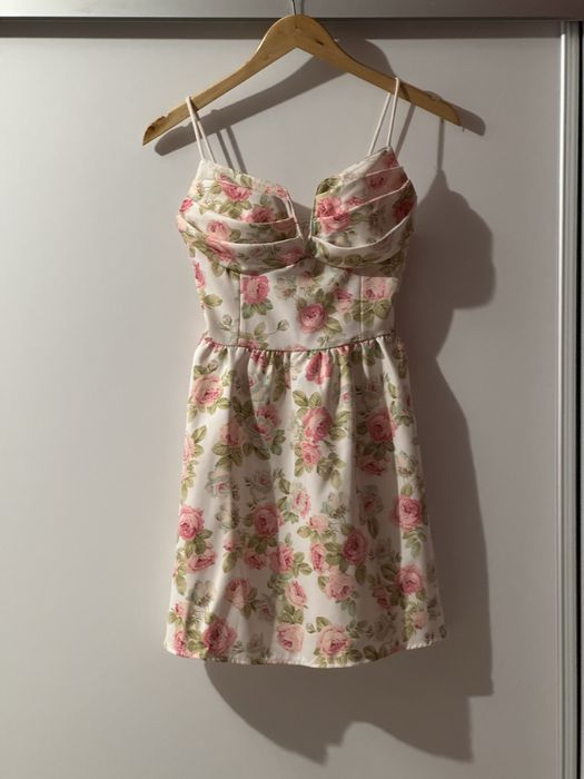 Официална рокля с флорален десен