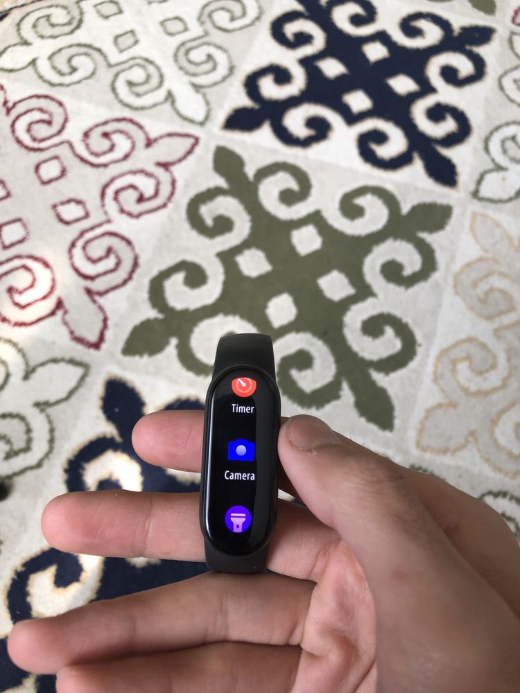 продам MIBAND 6