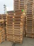 Vând paleti euro și non euro, avem și alte dimensiuni