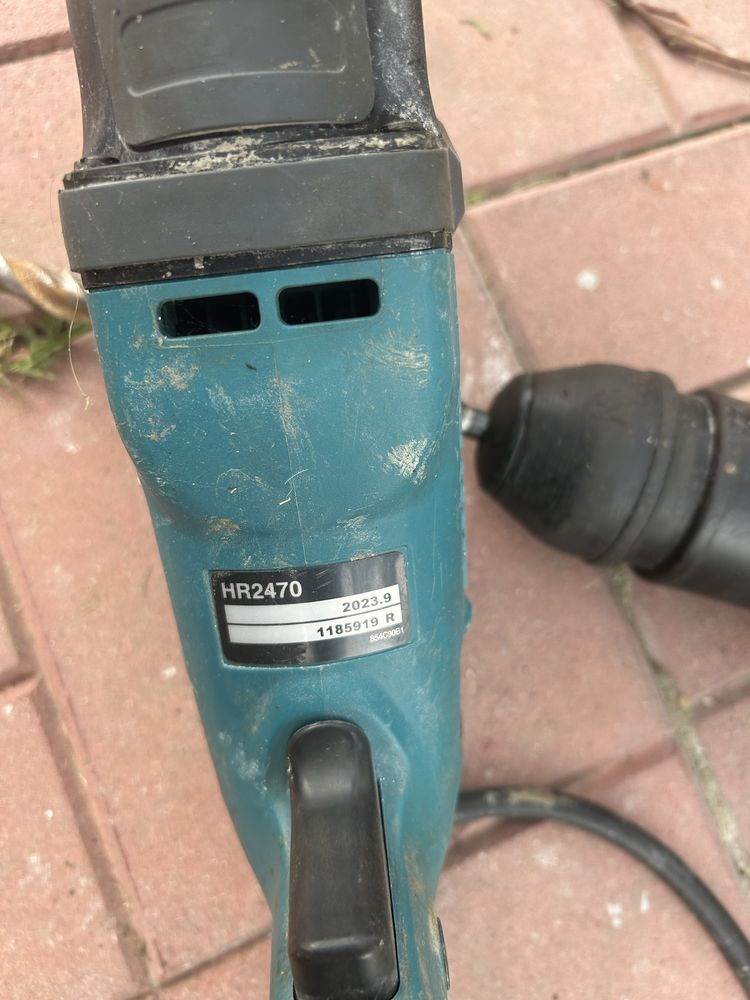 Rotopercutor bormasina makita hr 2470, hr 3000c