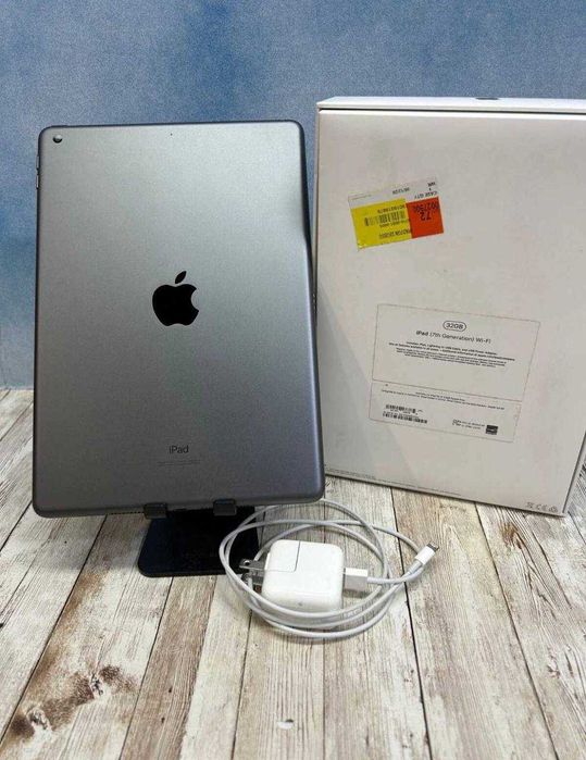 iPad 7 | ИДЕАЛ Отличное состояние |  90%+ Ёмкость батареи + BONUS