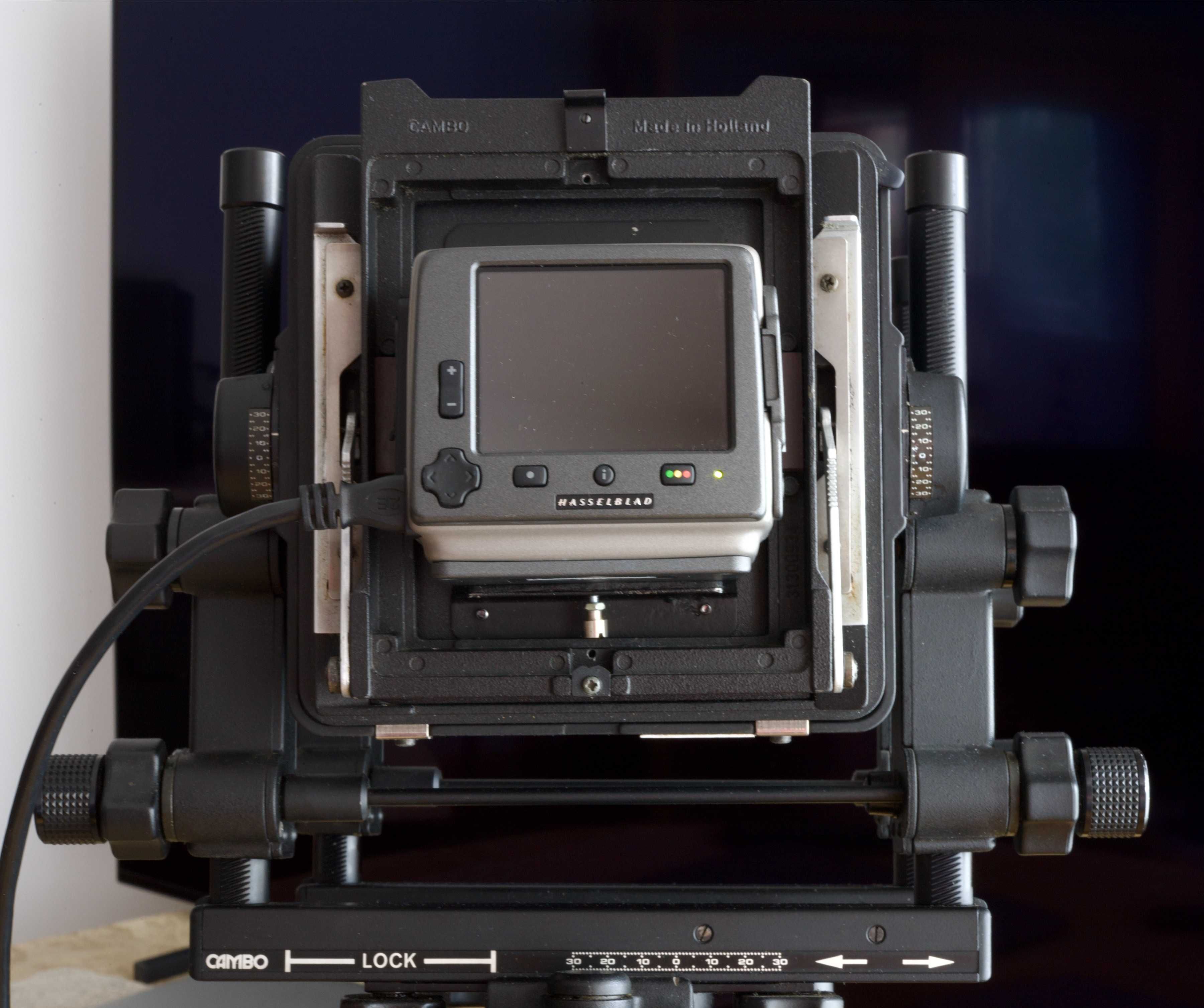 Cambo SCX 4x5 cu back digital Hasselblad H3DII 39- MS (Multi-Shot) CCD