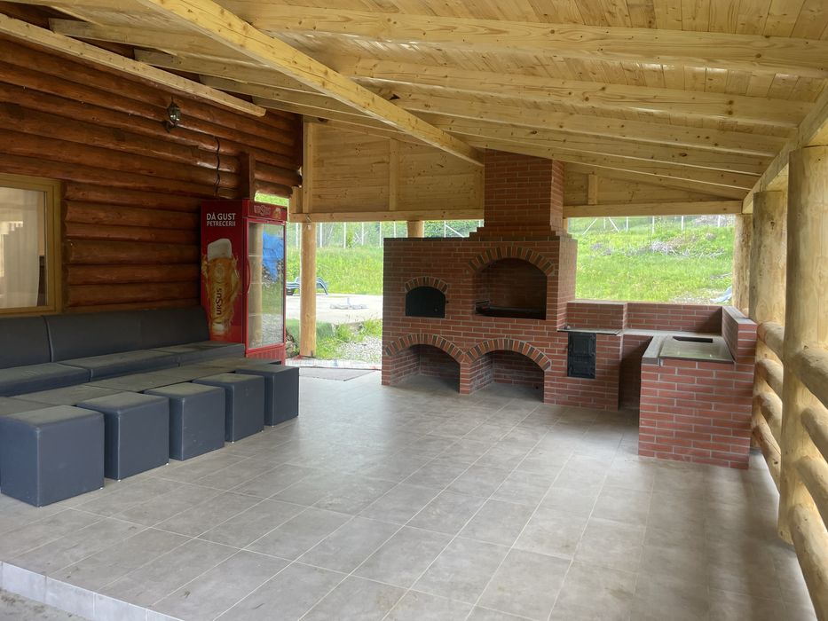 Doua cabane cu ciubar