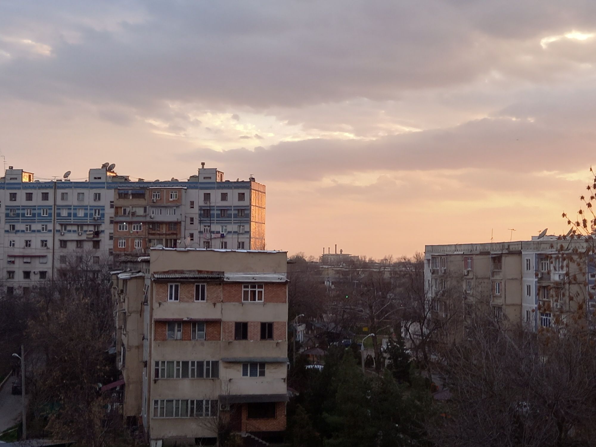 Трёхкомнатная квартира в яшнабадском районе
