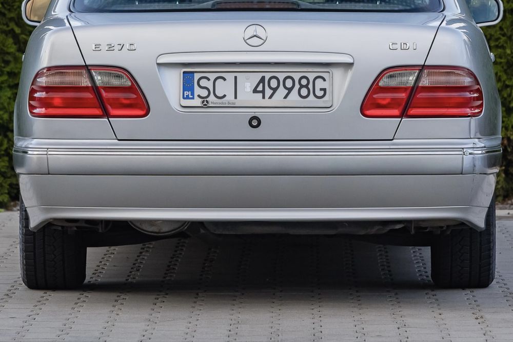 Задна броня от Mercedes W210