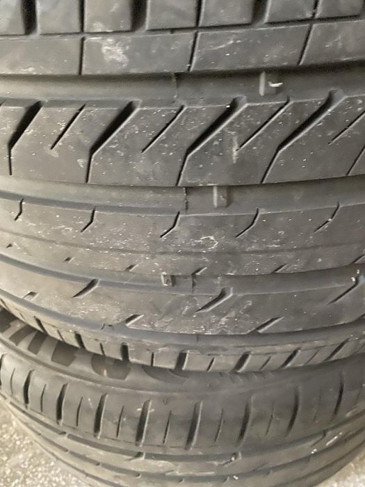 Гуми за автомобил