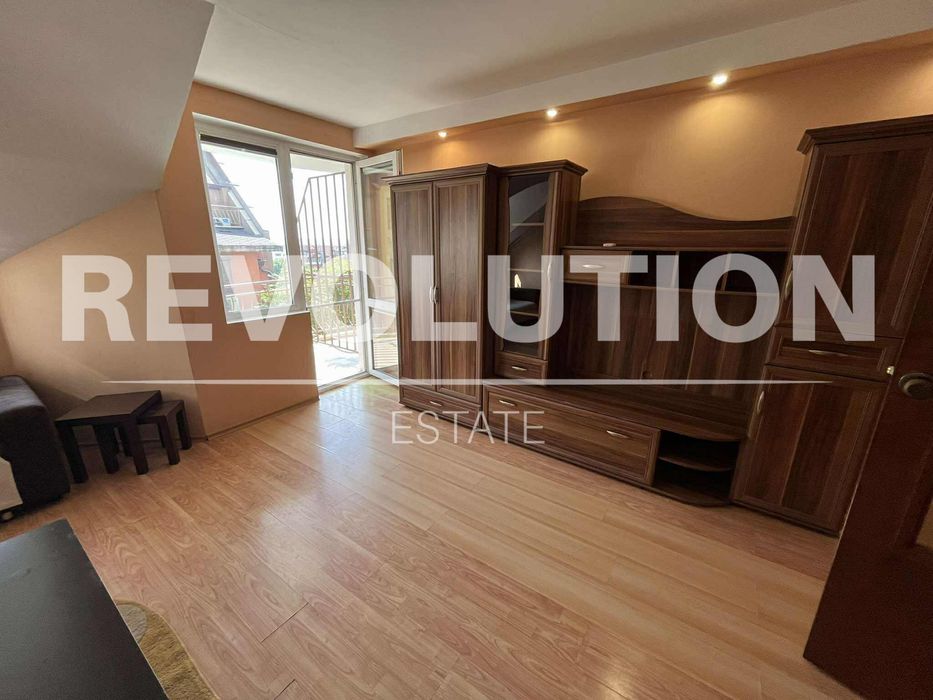 Дава се под наем Двустаен апартамент в Варна, Цветен квартал - 70 кв.м за 375 € - Снимка #2