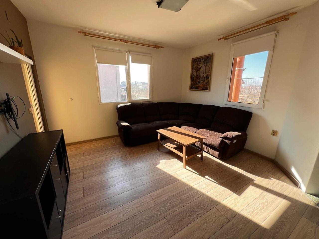 Дава се под наем Тристаен апартамент в София, Обеля - 105 кв.м за 600 € - Снимка #11