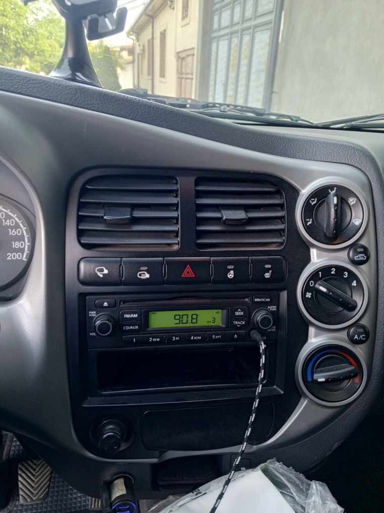 KIA BONGO III 1 tonnali