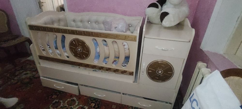 Bolalar uchun krovat