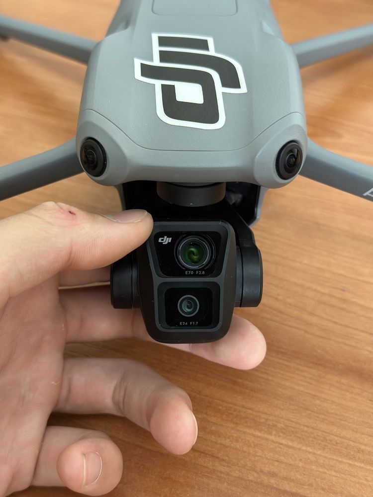 Дрон DJI AIR 3.                                                      .