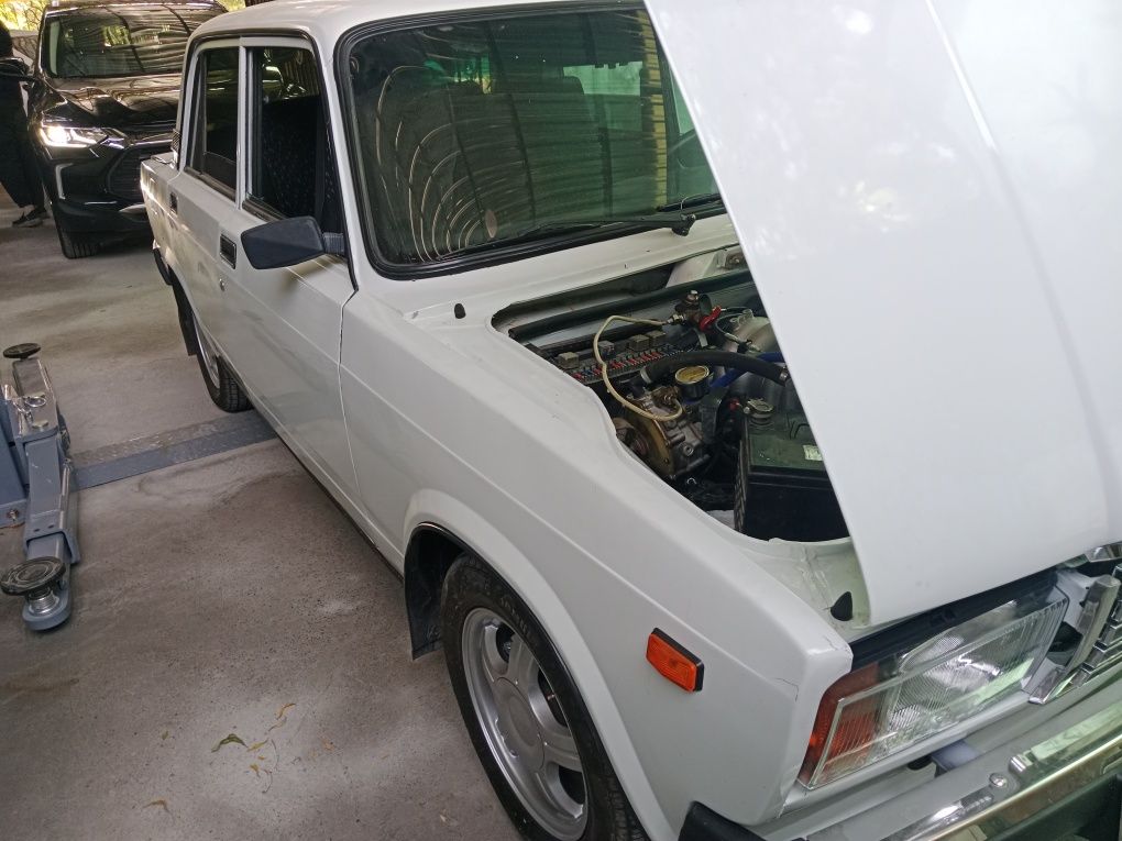 Jiguli 2107 lada