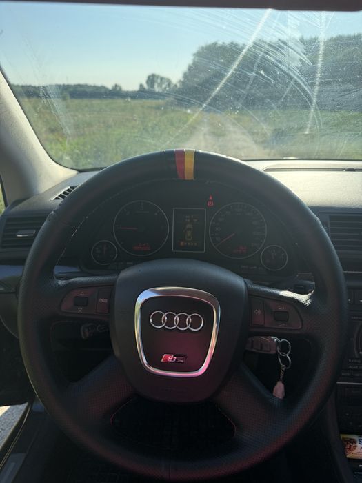 Vand Audi A4B7.