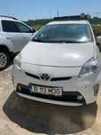 Inchiriez toyota prius uber bolt