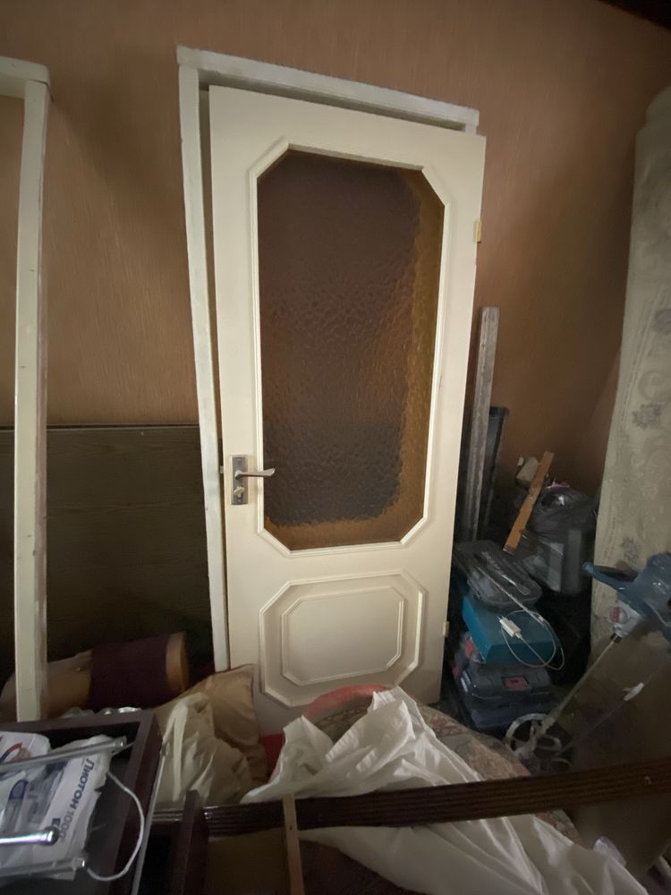 Продаются 2 двери за 800.000