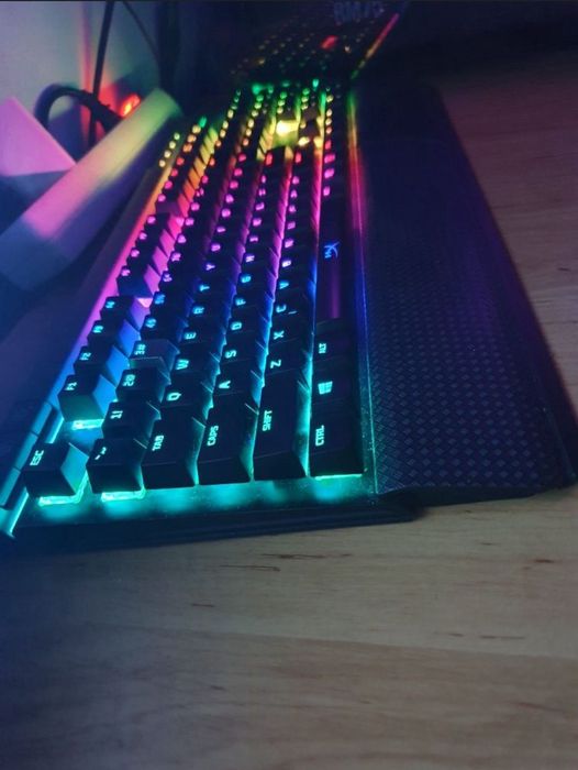 Tastatura Gaming HyperX Alloy Elite RGB