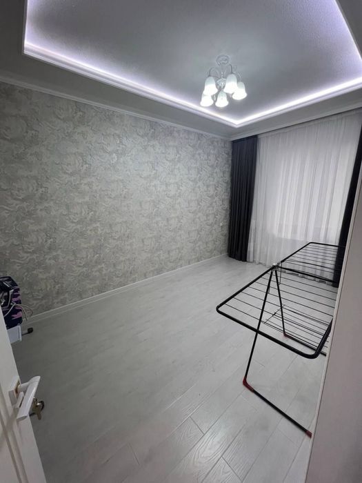 Kokcha kvartira sotiladi srochno