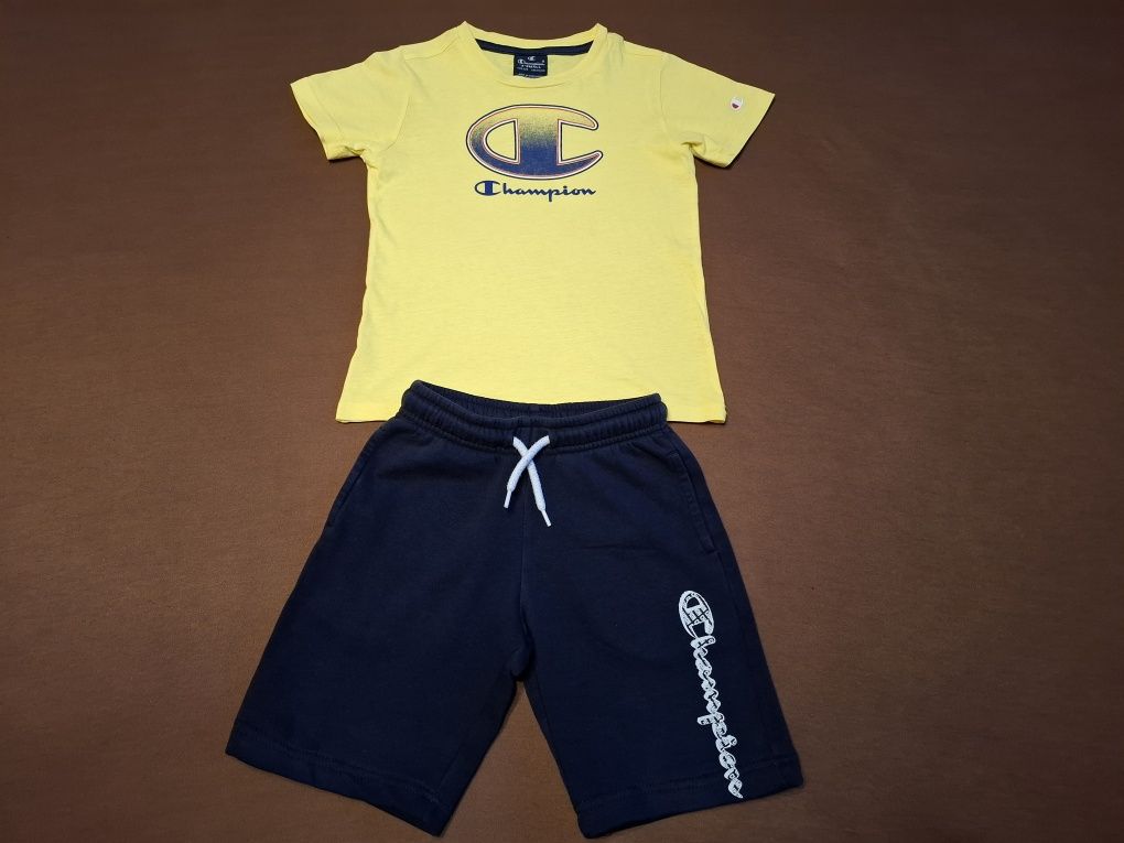 Champion Спортен Екип 5/6 години къси панталони тениска