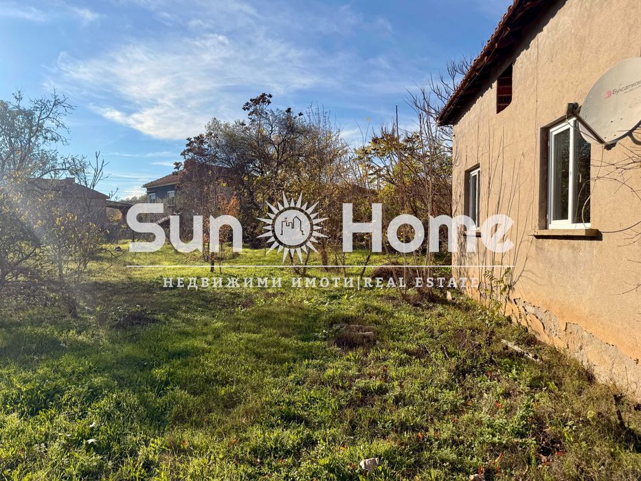 Масивна тухлена къща с плочи СЕЛО ЛЕВКА