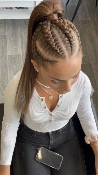 Codițe afro și împletituri cu extensii colorate!