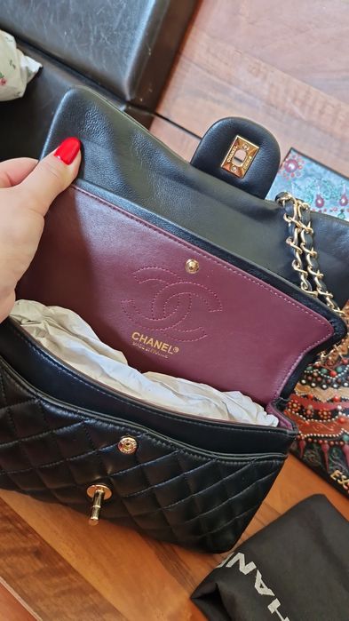 Vând geanta Chanel piele naturala