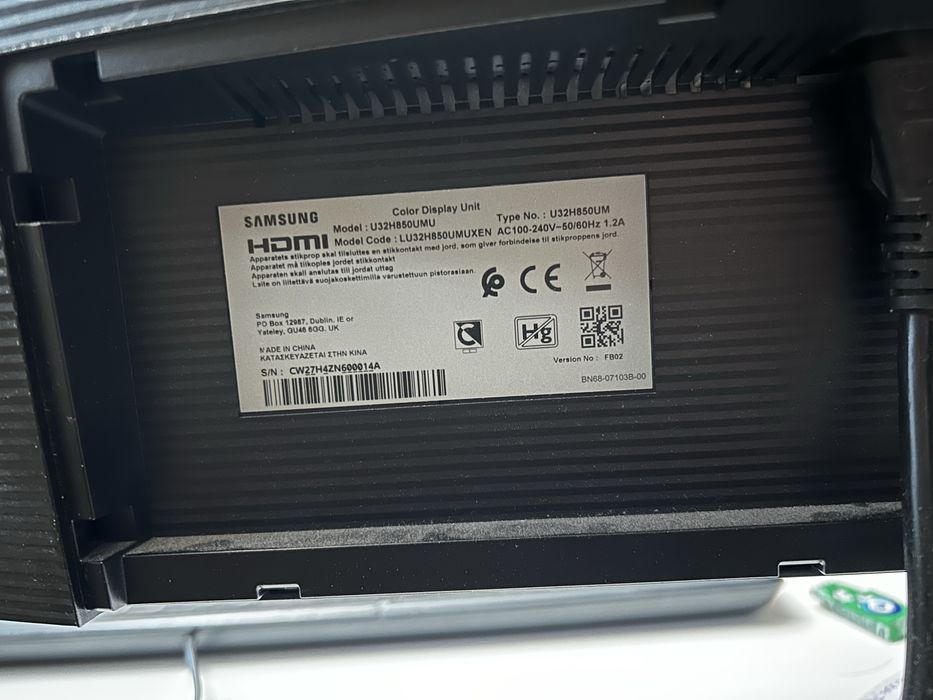 Monitor 32 inch 4k samsung u32h850