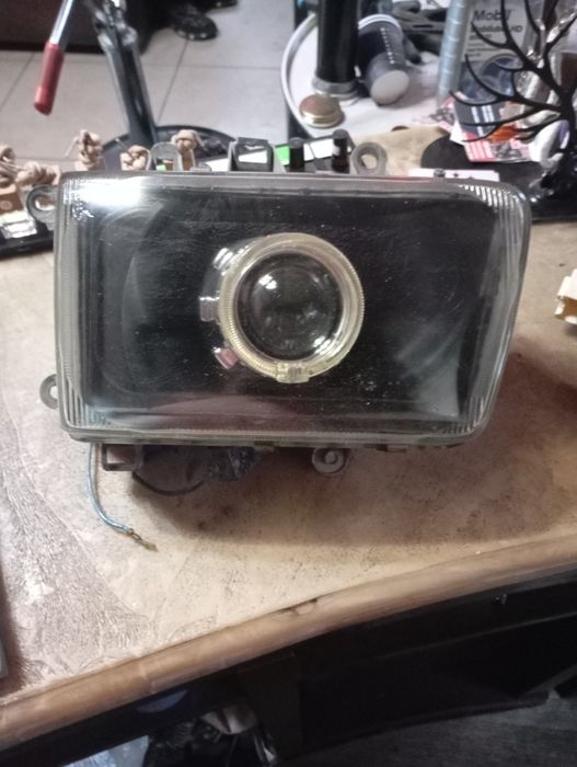 Продам фары Тойота сурф 130