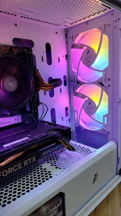 Pc gaming nou Rtx 4060/Ryzen 7 2700X/16gb ram Gta V Fortnite Cs 2