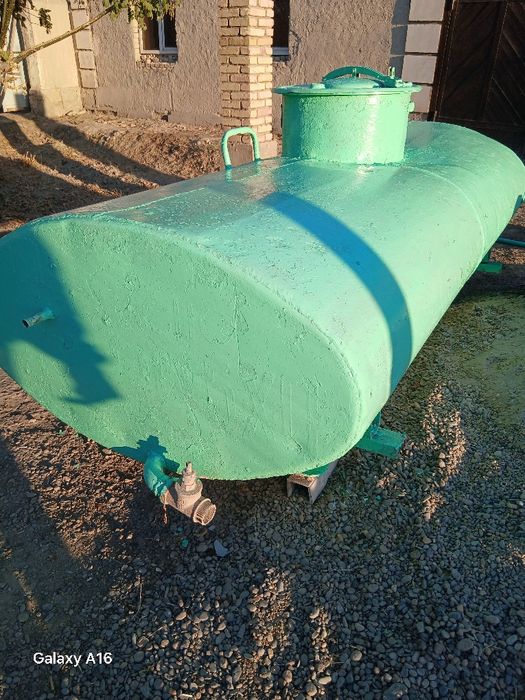 Йомкист сотилади 2200 литрли