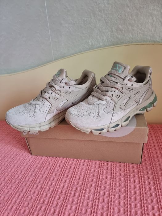 Маратонки Asics 36 номер