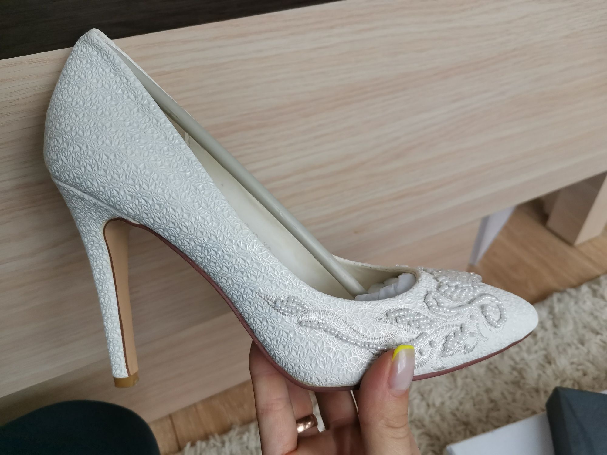 Свадебные туфли 38 размера