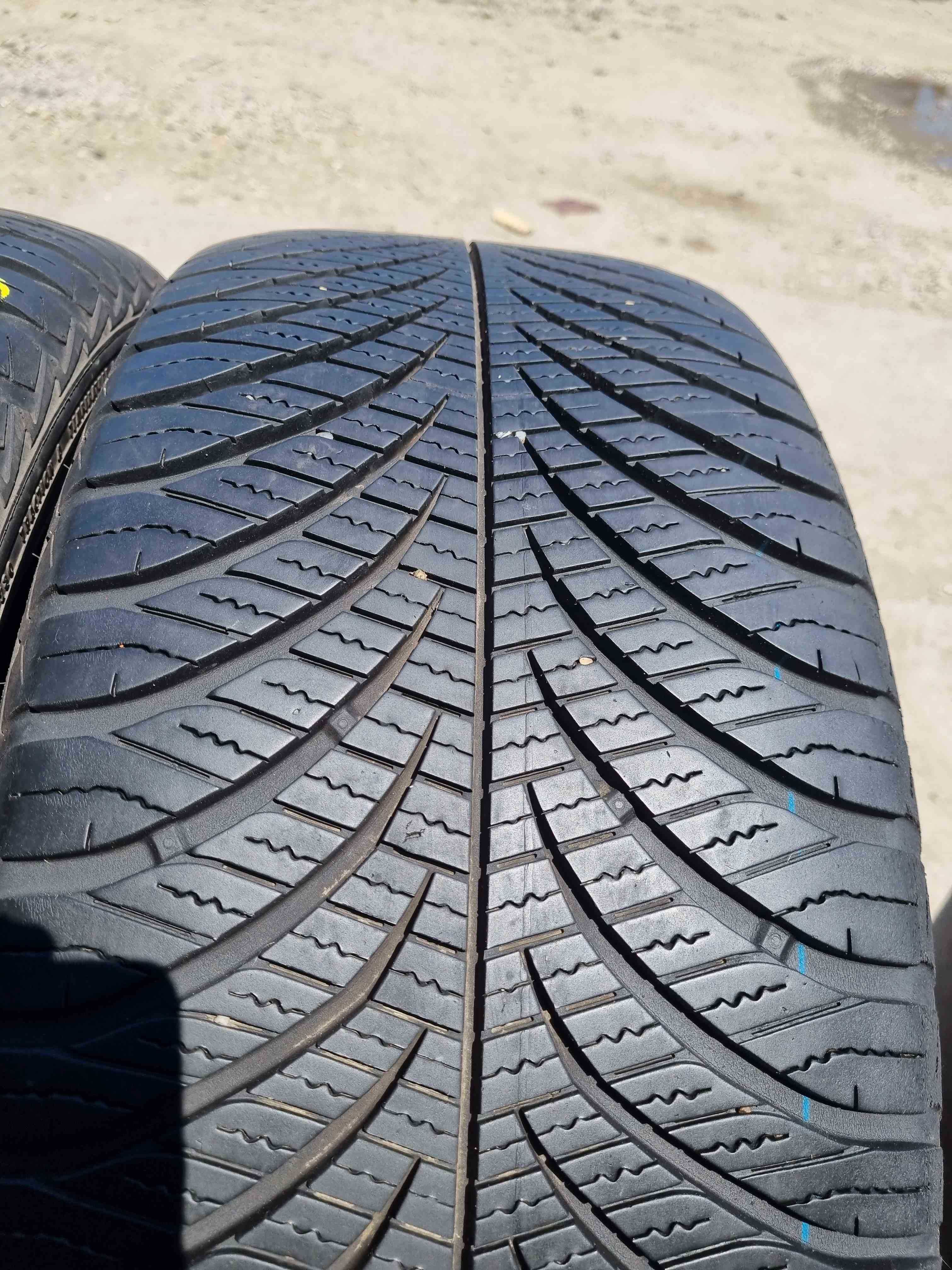 SET 2 Anvelope All Season 235/50 R18 GOODYEAR Vector 4Seasons Gen 2