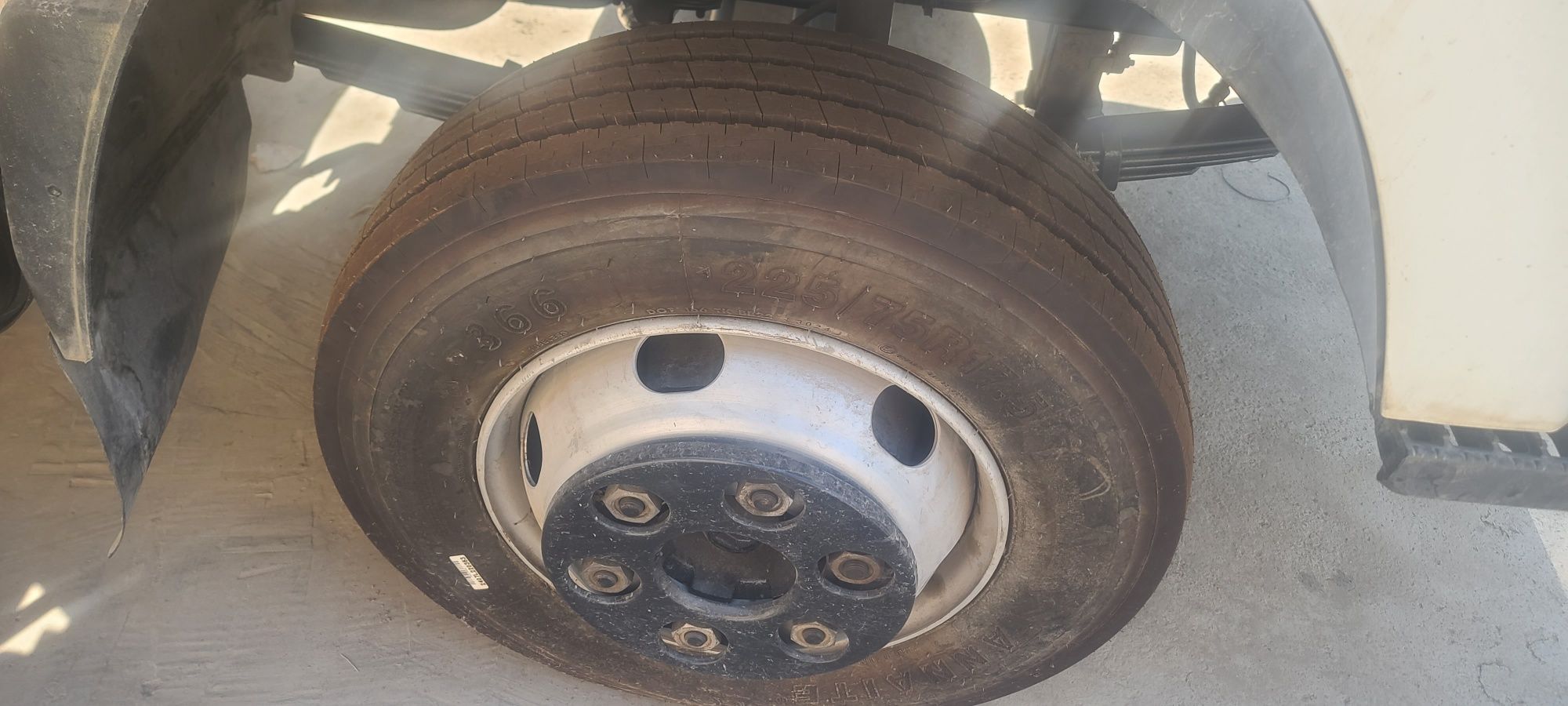 Isuzu 100% Yapon.Uzun 2 qavatli rama.Kaptivaga barter bor
