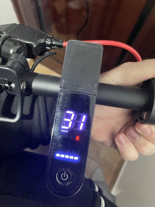 Vand trotineta electrica Aovo Pro ,31km/H,350w