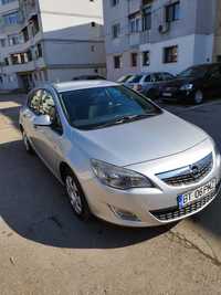 Vând Opel Astra J 1.4 benzina Euro 5