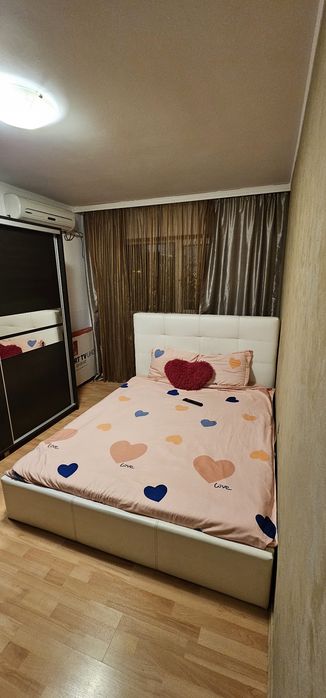 Garsoniera  zona Eden