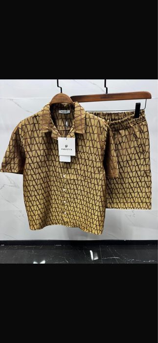 Compleu louis vuitton