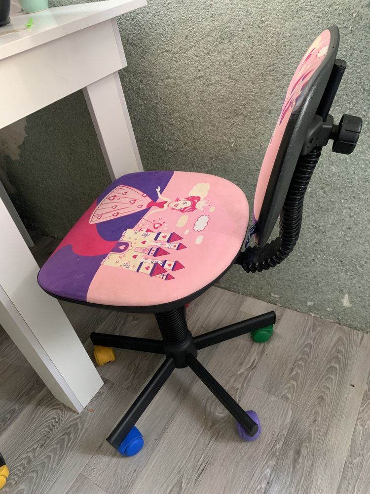 Продам стул для детей