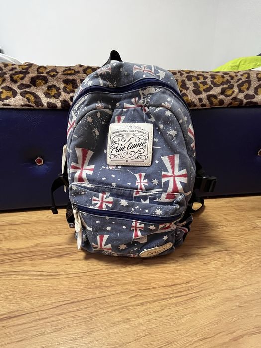 Ghiozdan unisex cu 7 compartimente de depozitare