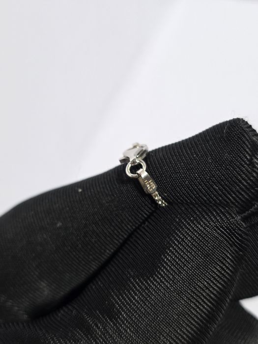 Подвеска с бриллиантами