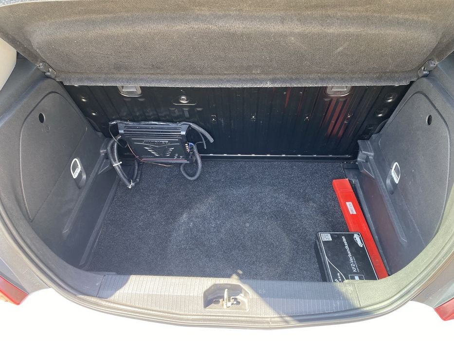 Vand opel corsa D 2010