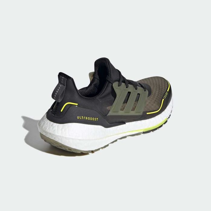 adidas Ultra Boost 21